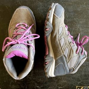 SOLD ✅ Hi-Tec | Suede Waterproof Hiking Boots